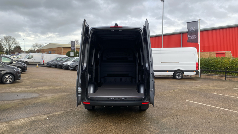 Mercedes-Benz Sprinter 315Cdi L2 Diesel Rwd 3.5t H2 Select Van